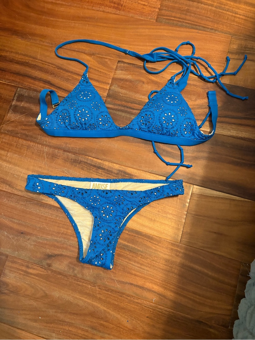Amuse Society Blue Eyelet Embroidered Bikini Set Size‎ S (0303)